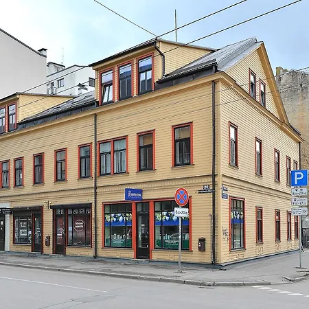 中心旅舍 * 里加